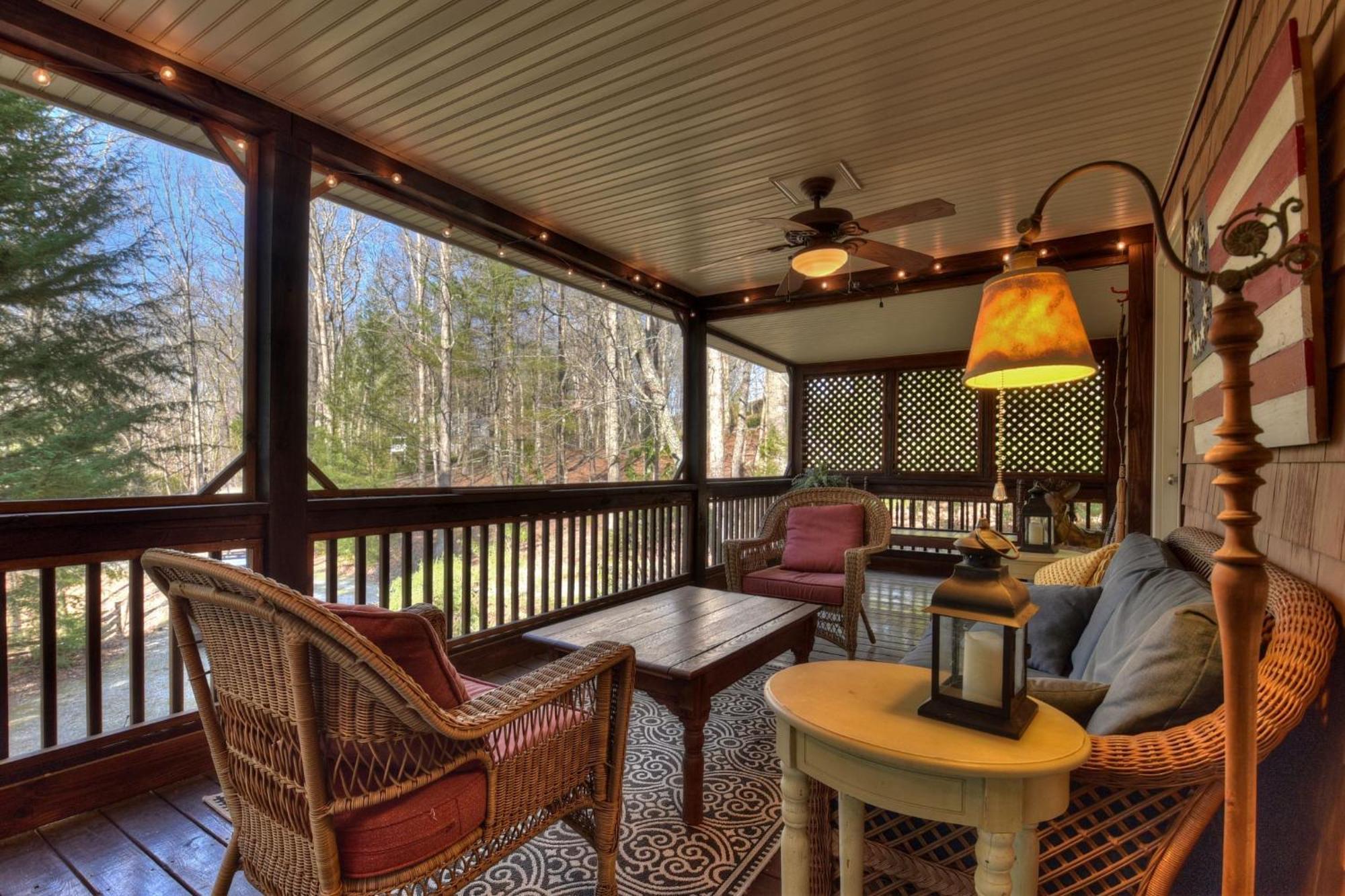 Southern Living Cottage Cozy Up By The Fire Relax On The Porch And Enjoy Peaceful Surroundings Blue Ridge Extérieur photo