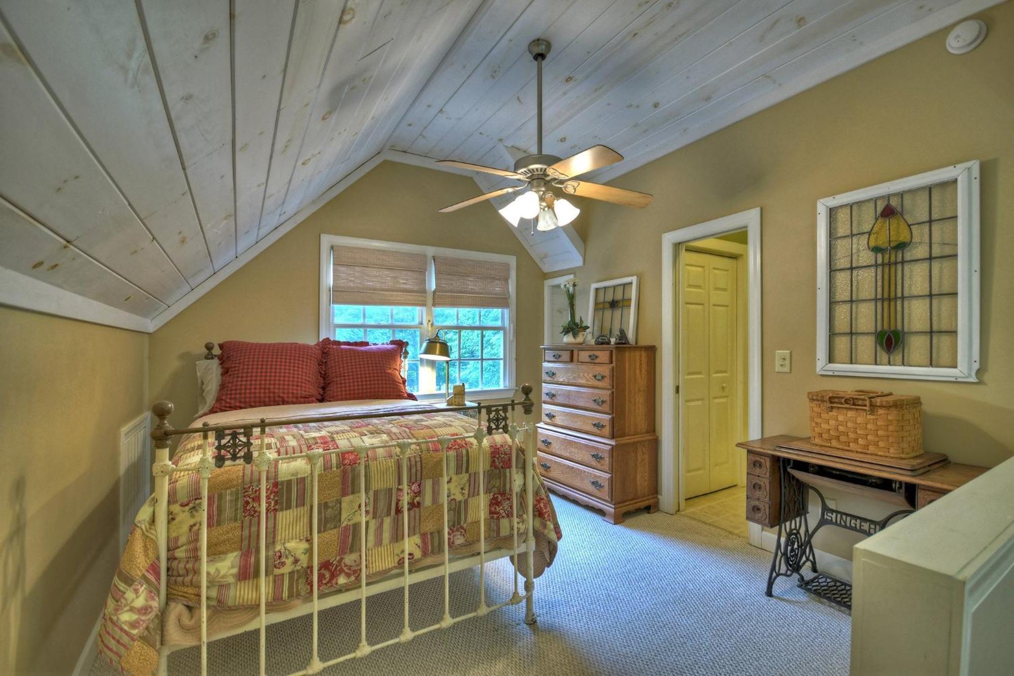 Southern Living Cottage Cozy Up By The Fire Relax On The Porch And Enjoy Peaceful Surroundings Blue Ridge Extérieur photo
