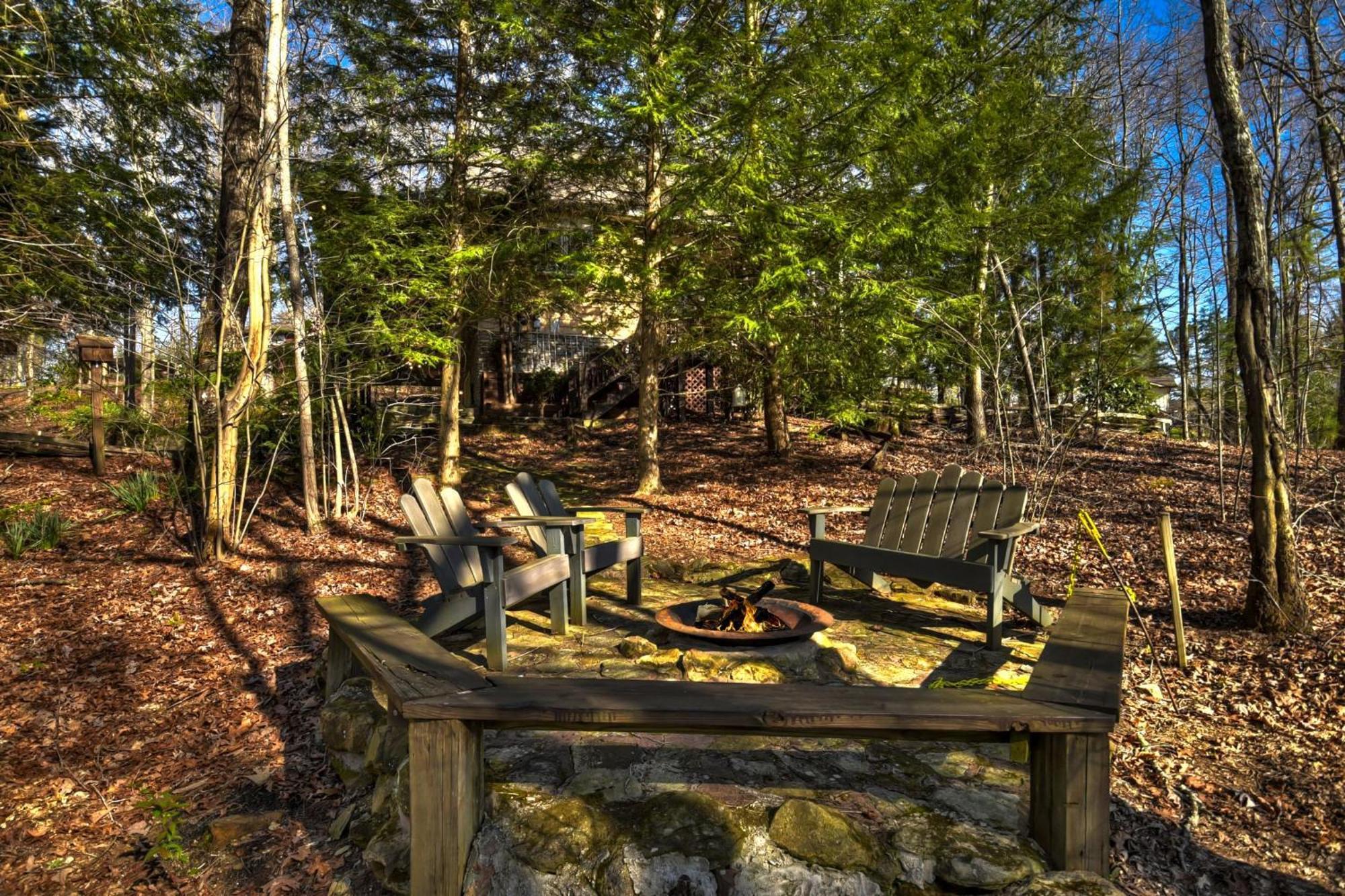 Southern Living Cottage Cozy Up By The Fire Relax On The Porch And Enjoy Peaceful Surroundings Blue Ridge Extérieur photo