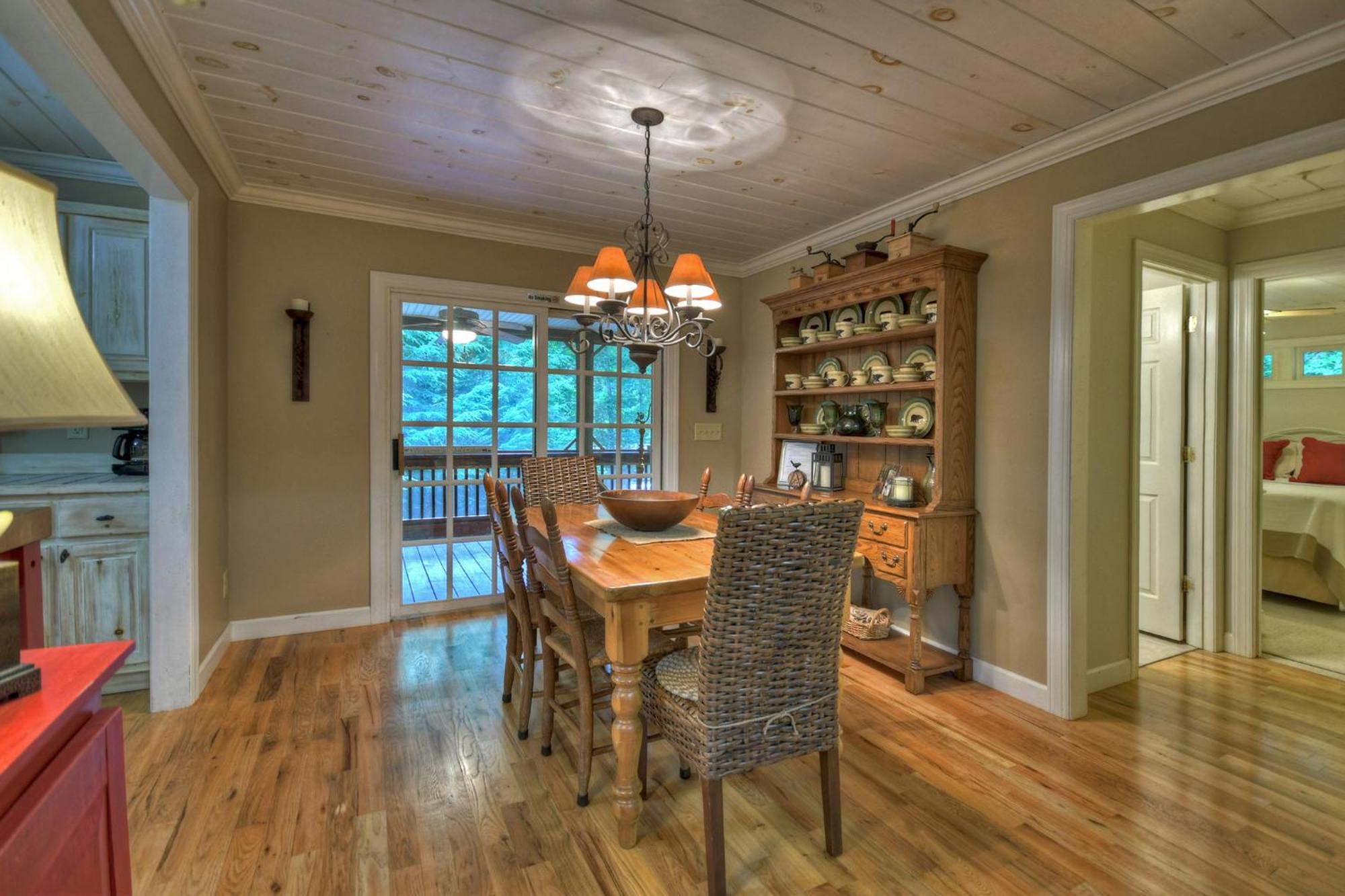 Southern Living Cottage Cozy Up By The Fire Relax On The Porch And Enjoy Peaceful Surroundings Blue Ridge Extérieur photo